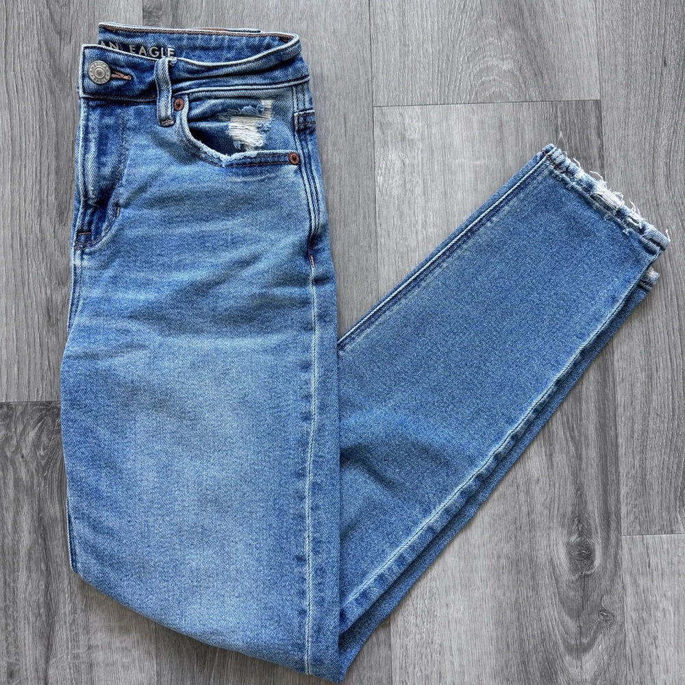 American Eagle Women’s Blue Distressed Mom Jeans